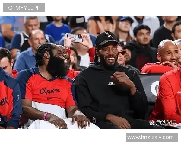 快船与太阳激战正酣NBA直播精彩瞬间不容错过